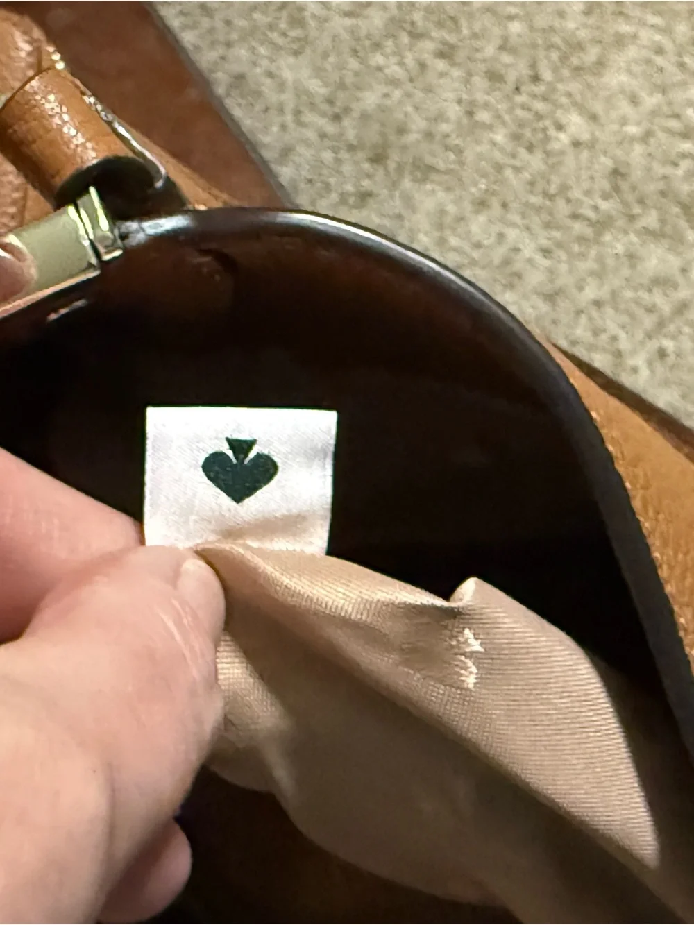 Pre-loved-MK Jet Set Medium Leather Chain Bag and Leather Bisque Trifold Wallet